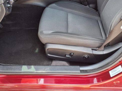 Used 2017 Dodge Charger SXT image 21