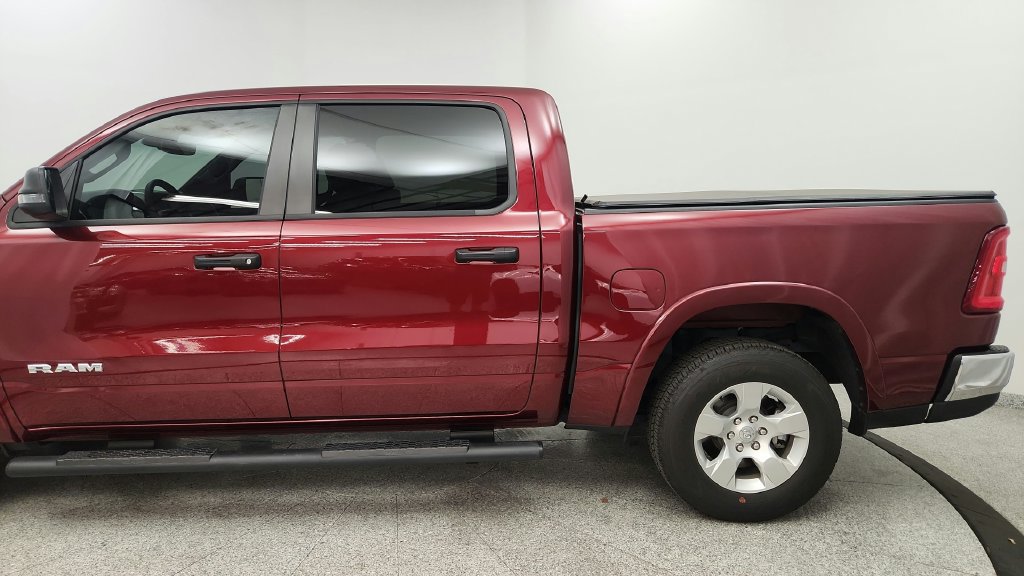 Used 2025 RAM 1500 Big Horn RWD image 15