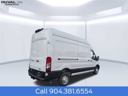 New 2026 Ford Transit 250 148 High Roof AWD image 4