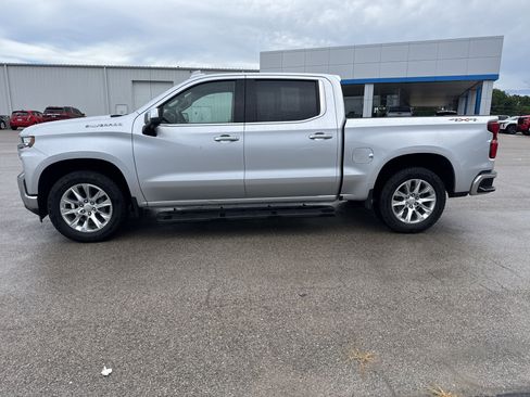 Used 2021 Chevrolet Silverado 1500 LTZ w/ Safety Package II AWD/4WD image 3