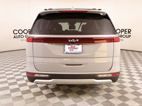 Used 2023 Kia Carnival SX Prestige w/ Paint Protection Package image 25