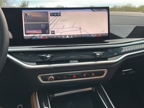 Certified 2025 BMW X5 xDrive40i w/ M Sport Package image 31