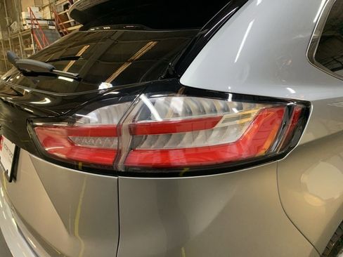 Used 2024 Ford Edge SEL image 30