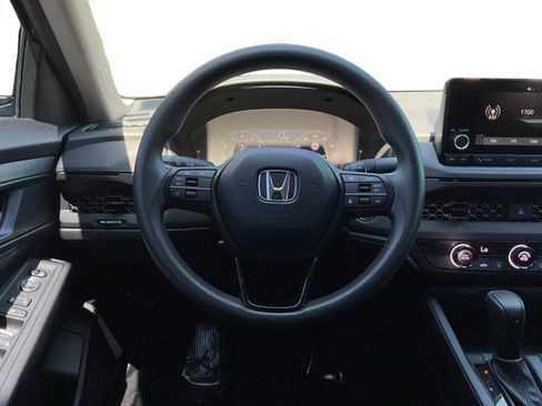 Used 2023 Honda Accord LX image 12
