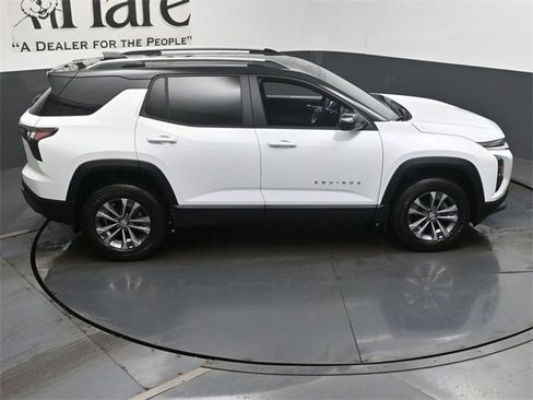 New 2026 Chevrolet Equinox LT w/ LPO, Floor Liner Package image 17