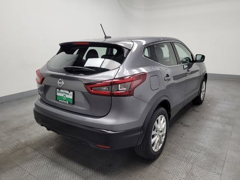 Used 2021 Nissan Rogue Sport S image 9