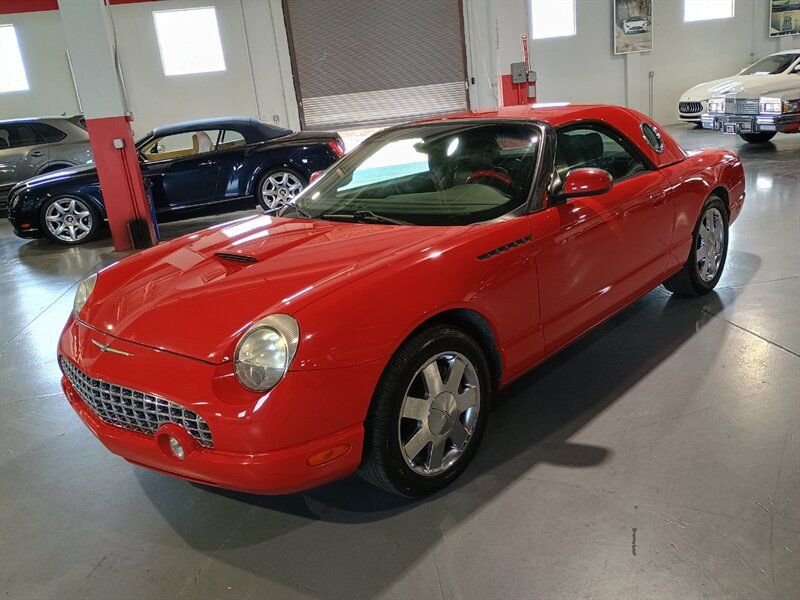 Used 2002 Ford Thunderbird RWD image 2