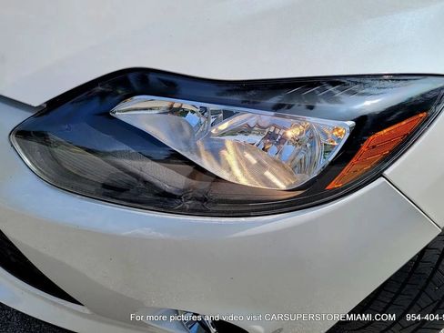 Used 2012 Ford Focus Titanium image 47