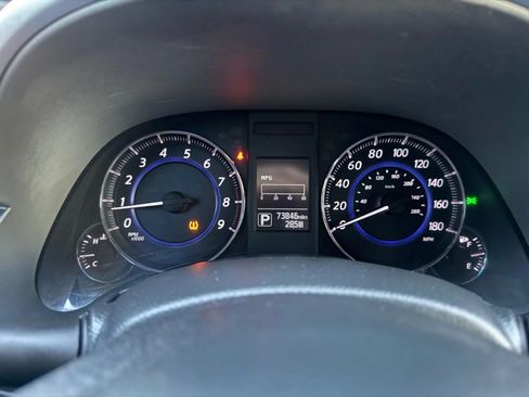 Used 2017 INFINITI QX70 AWD w/ Limited Package image 31