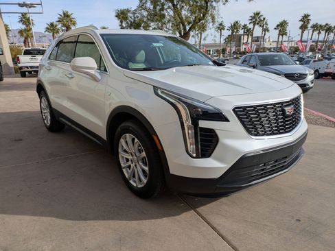 Used 2023 Cadillac XT4 Luxury w/ Driver Awareness Package image 7