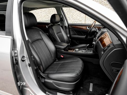 Used 2013 Hyundai Equus Signature image 35