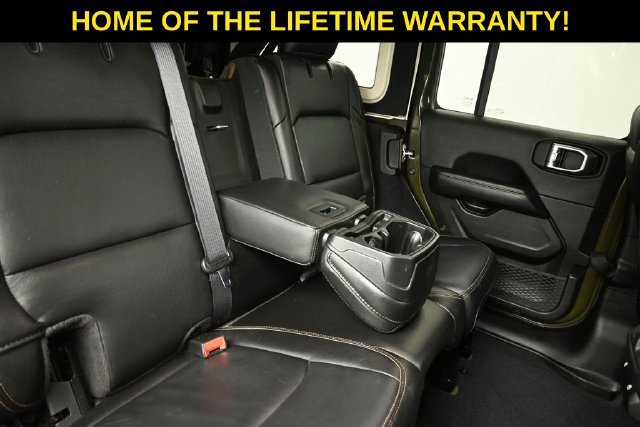 Used 2022 Jeep Wrangler Unlimited Rubicon w/ Trailer Tow Package AWD/4WD image 39