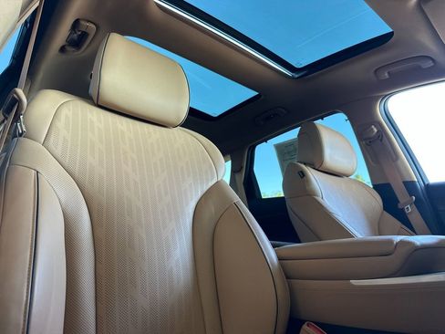 Used 2023 Genesis GV80 2.5T w/ Advanced Package image 17