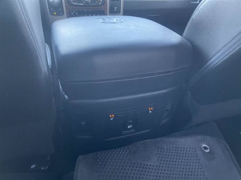 Used 2014 RAM 1500 Laramie AWD/4WD image 8