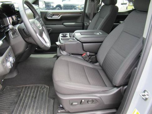 Used 2024 GMC Sierra 1500 Elevation AWD/4WD image 16