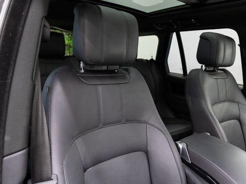 Used 2020 Land Rover Range Rover HSE AWD/4WD image 19
