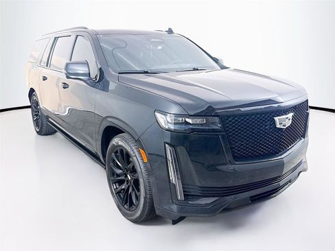 Used 2023 Cadillac Escalade ESV Sport w/ LPO, ONYX Package image 35