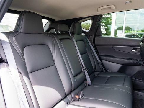 New 2026 Nissan Murano SV AWD/4WD image 23