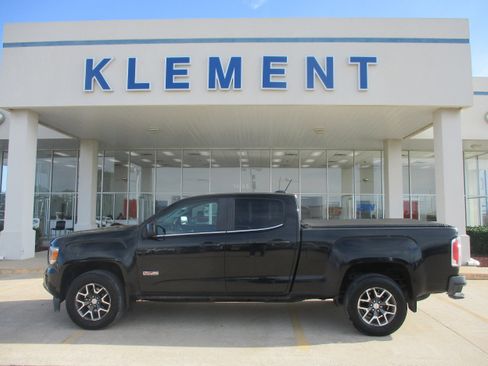 Used 2015 GMC Canyon SLE AWD/4WD image 1
