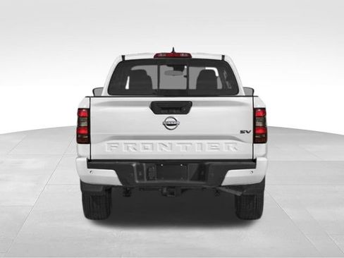 Used 2022 Nissan Frontier SV RWD image 40