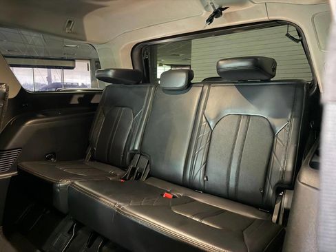 Used 2020 Ford Expedition Platinum image 26