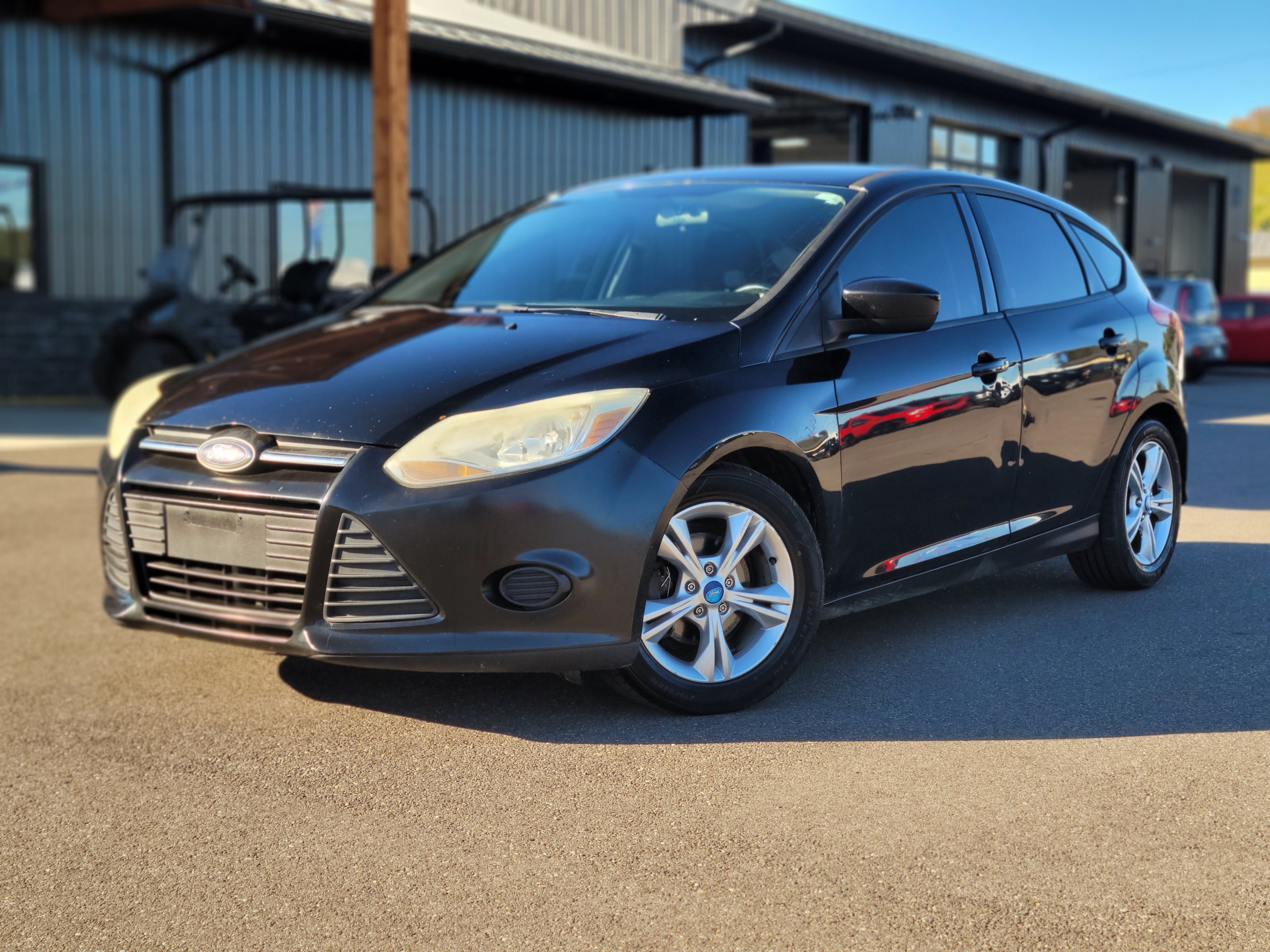 Used 2012 Ford Focus SE FWD image 1