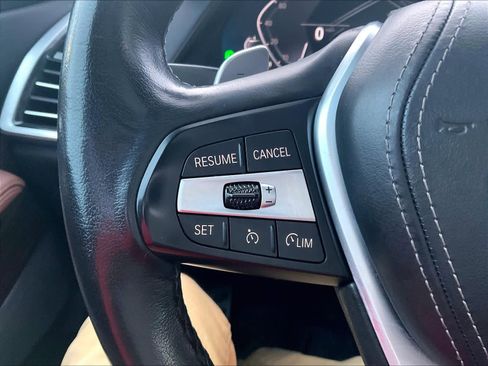 Used 2023 BMW X5 xDrive45e image 23