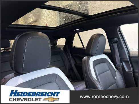 Used 2024 Chevrolet Blazer EV LT AWD/4WD image 34