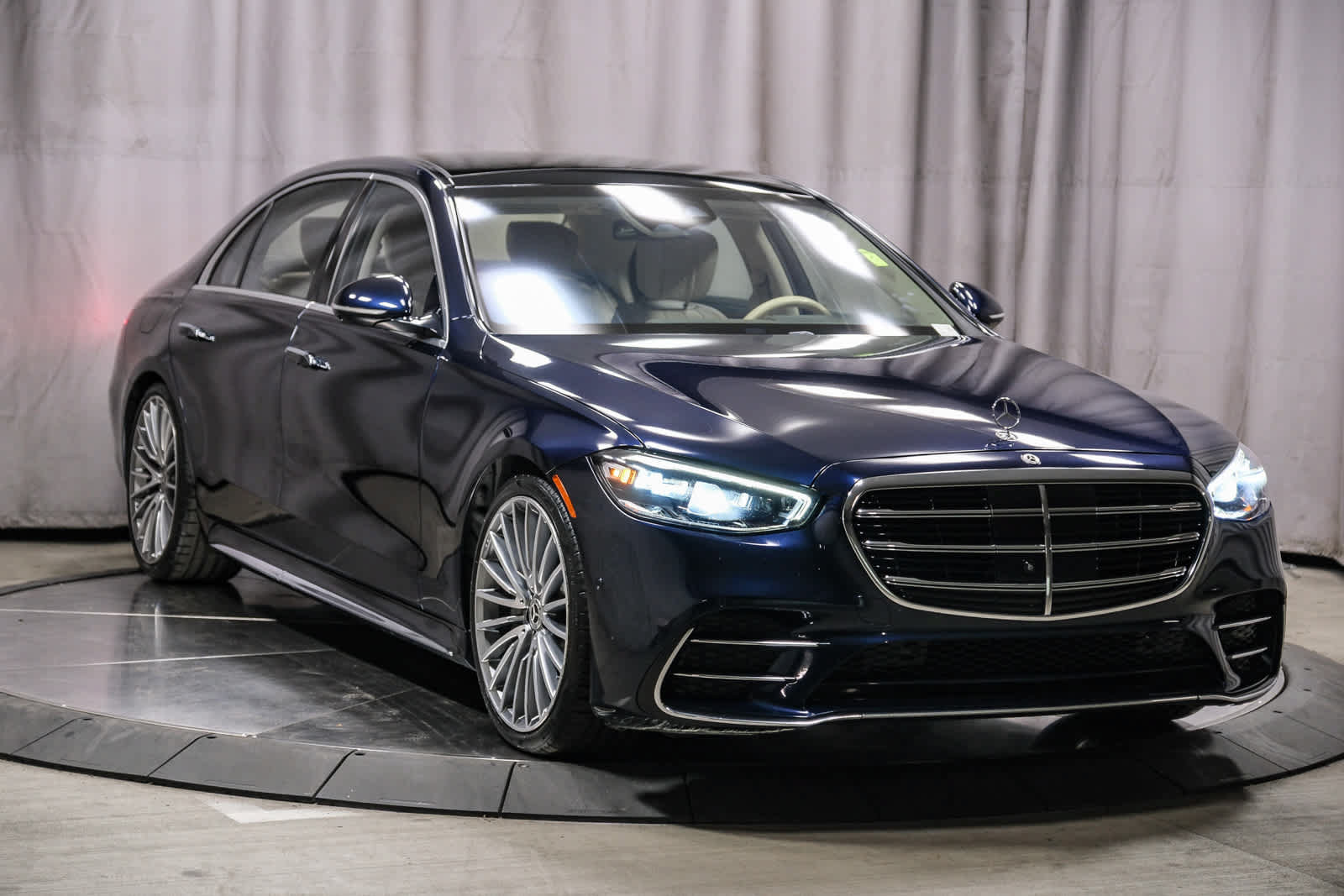 Certified 2022 Mercedes-Benz S 500 4MATIC image 5