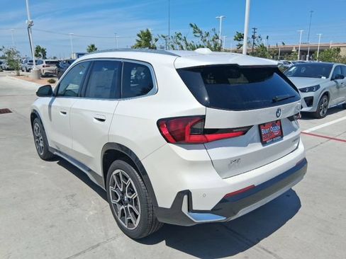 New 2026 BMW X1 xDrive28i w/ Convenience Package AWD/4WD image 3