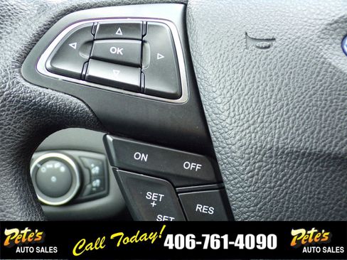 Used 2017 Ford Escape SE image 28