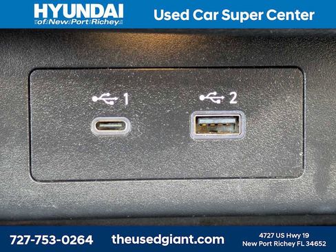 Used 2022 Nissan Rogue SV w/ SV Premium Package image 29