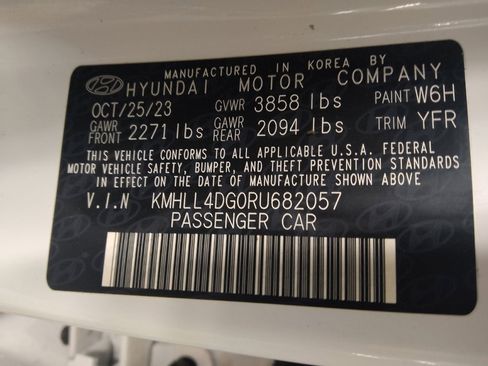 Used 2024 Hyundai Elantra SE image 33