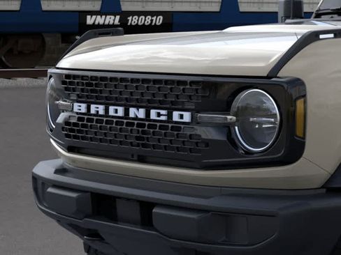 New 2026 Ford Bronco Big Bend AWD/4WD image 19