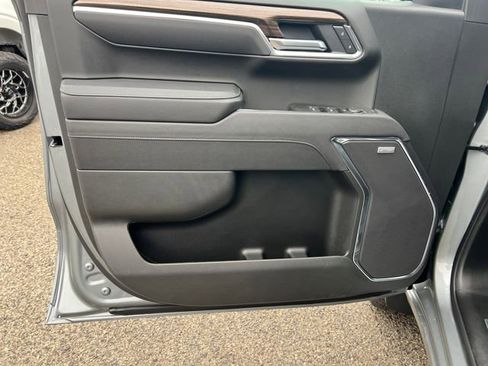 Certified 2025 Chevrolet Silverado 1500 LT Trail Boss w/ Convenience Package II image 11