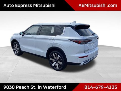 New 2026 Mitsubishi Outlander SE AWD/4WD image 5