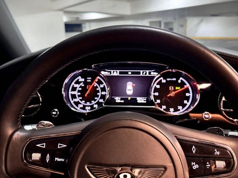 Used 2016 Bentley Mulsanne Speed image 27