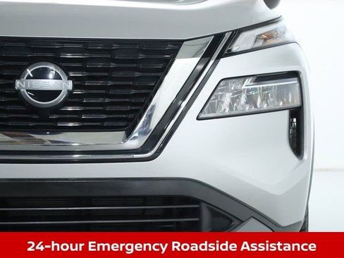 Certified 2023 Nissan Rogue SV image 10