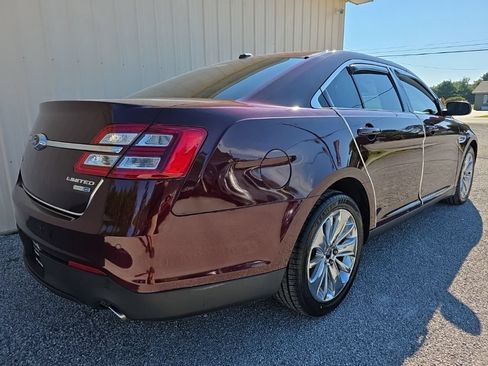Used 2019 Ford Taurus Limited w/ Driver Assist Package AWD/4WD image 5