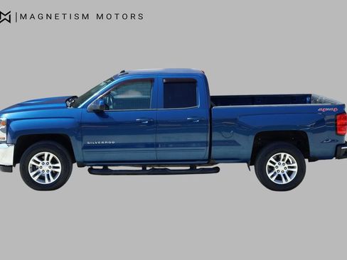 Used 2017 Chevrolet Silverado 1500 LT w/ All Star Edition image 3