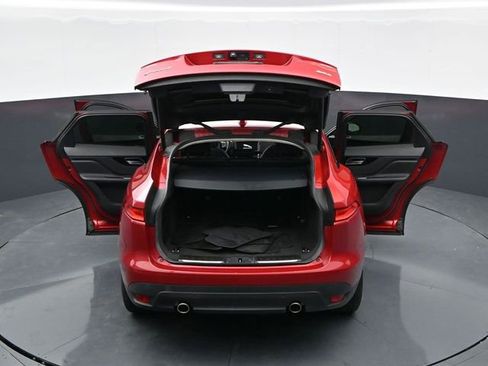 Used 2019 Jaguar F-PACE Premium AWD/4WD image 44