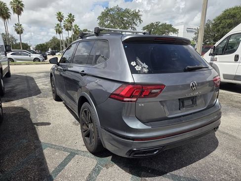 Used 2023 Volkswagen Tiguan SE R-Line FWD image 4