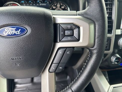 Used 2020 Ford F150 Lariat w/ Equipment Group 502A Luxury image 61