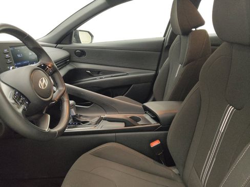Used 2025 Hyundai Elantra Sport w/ Cargo Package FWD image 17