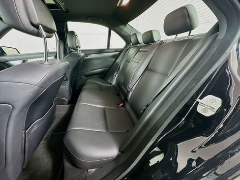 Used 2014 Mercedes-Benz C 300 4MATIC Sedan image 24