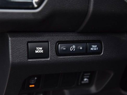 Certified 2025 Nissan Frontier PRO-4X w/ Pro Convenience Package image 14