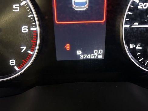 Used 2023 Subaru Outback Premium image 33