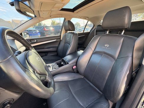 Used 2013 INFINITI G37 x Sedan w/ Premium Pkg AWD/4WD image 16