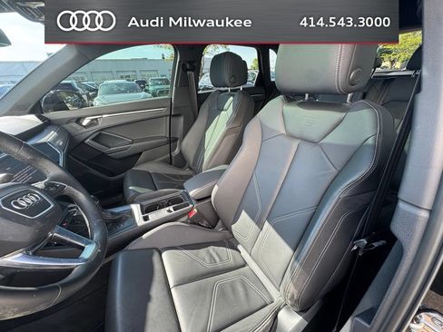Used 2023 Audi Q3 2.0T Premium Plus w/ Premium Plus Package AWD/4WD image 7