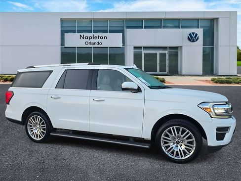 Used 2024 Ford Expedition Max Limited image 4